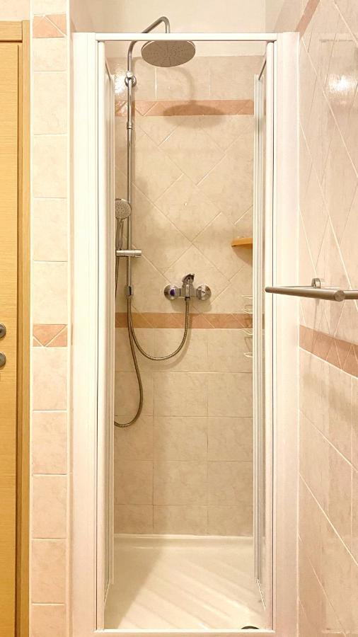 Appartamento Casa Del Relax Riva del Garda Esterno foto